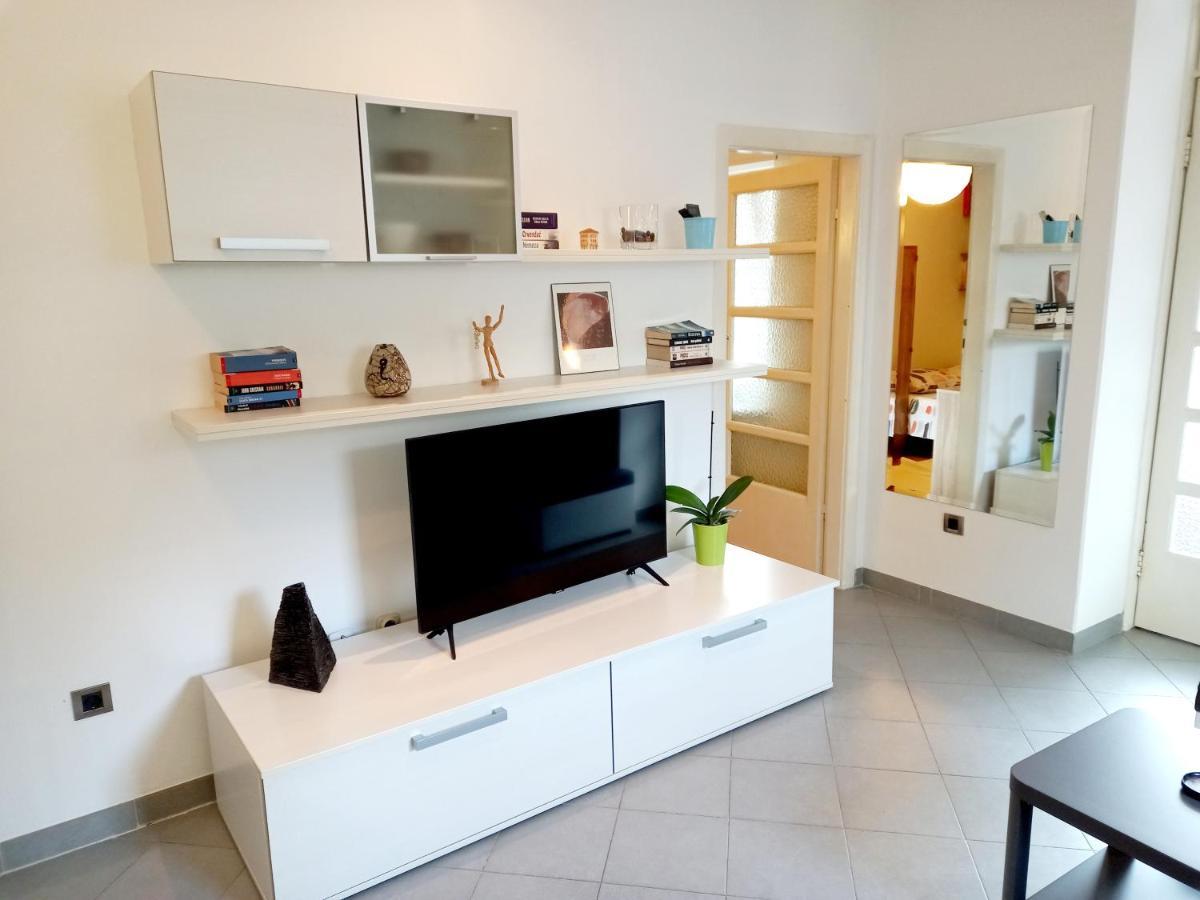 Apartment Punta Pula Exteriör bild
